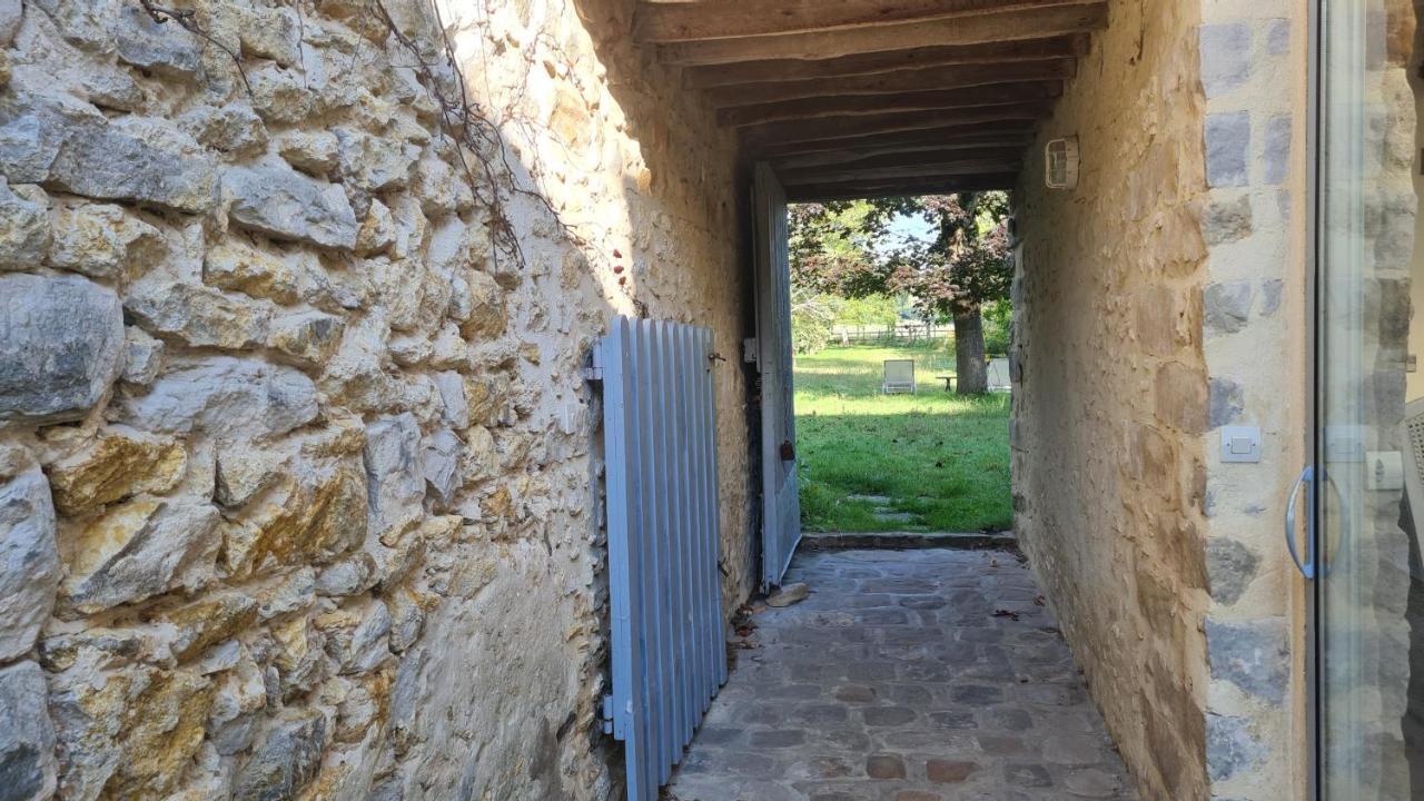 Belle Maison Dans Corps De Ferme - Logement Gabriel Villiers-sous-Grez Exterior foto